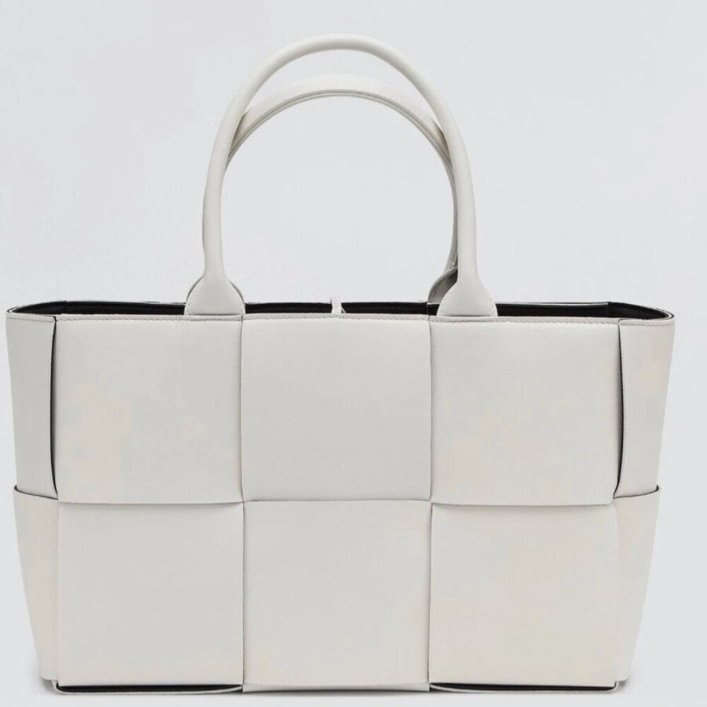 Bottega Veneta Arco Intrecciato Leather Tote Medium (NEW)